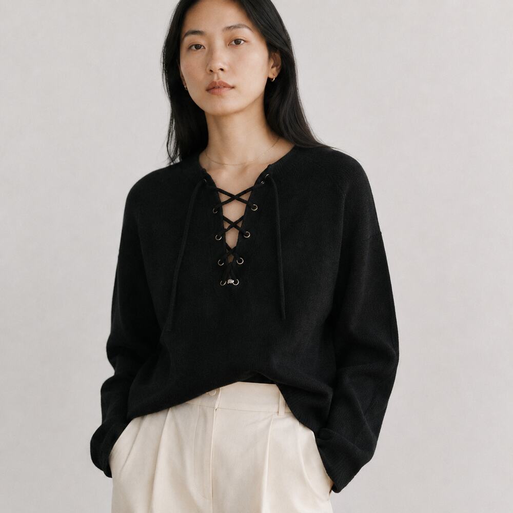Vince Wool Cashmere Sweater Womens XS Black Minimalist Classic Luxury Lace Up